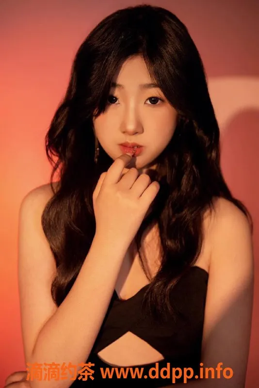 杭州上门服务-拱墅区媛媛，170cm 99斤 36B，千元享69互舔