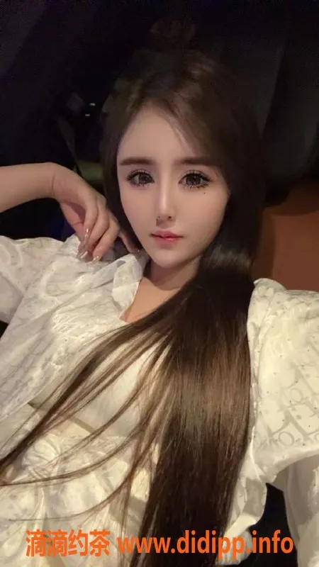 深圳楼凤-南山樊悠悠，千元以上舌吻、69调情服务