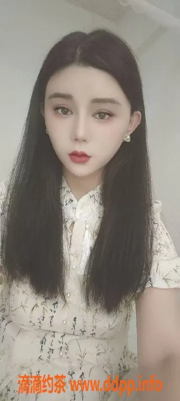 深圳楼凤-宝安小桃子，口爆按摩，千元以下享受