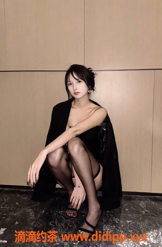 深圳楼凤-福田琪琪 168cm B罩杯 1600P起 诱惑来袭