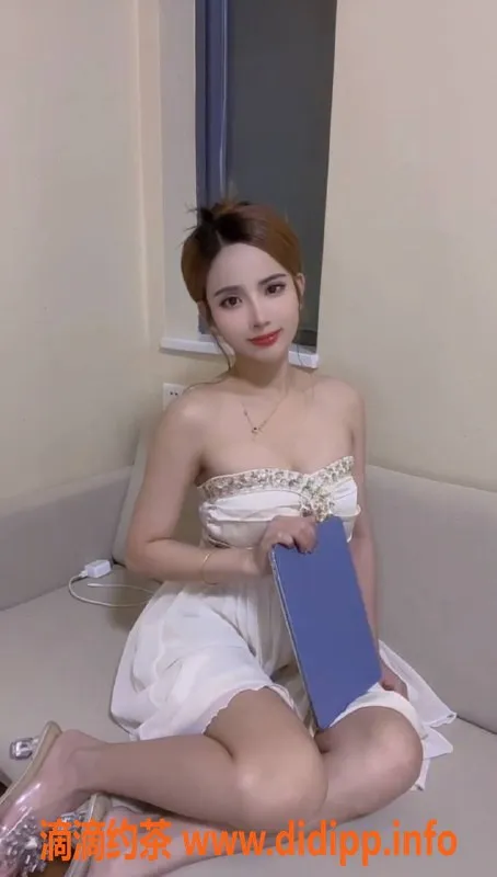 深圳楼凤-南山紫涵，698元舌吻与口爆服务