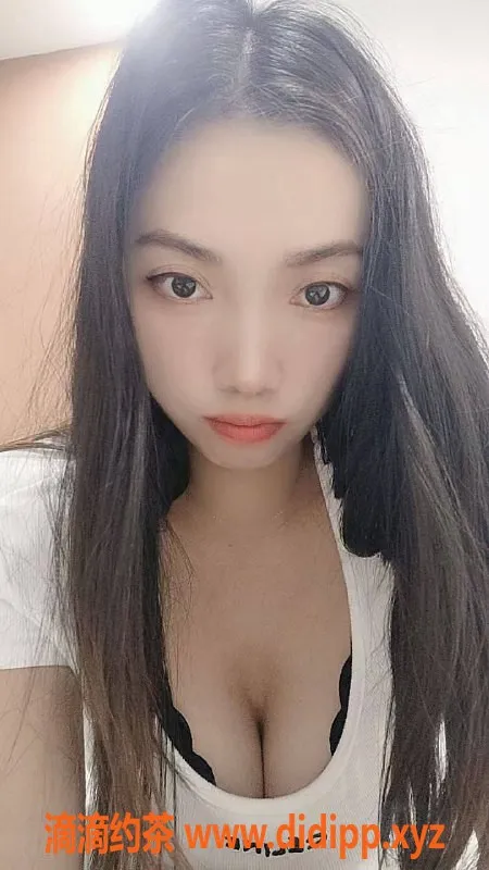 深圳楼凤-宝安新人乖乖，700元起服务多样