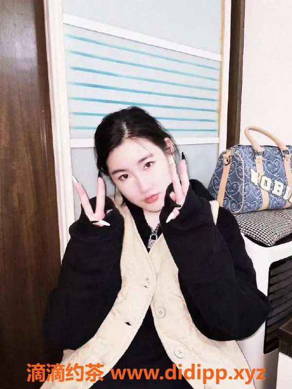 深圳楼凤-龙岗小青桃，700元鸳鸯浴，甜蜜服务等你体验