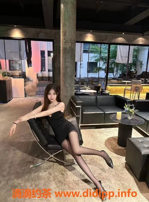 北京楼凤-朝阳诺拉：173cm模特舞蹈生，纯天然极品