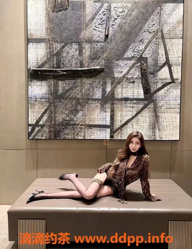 北京楼凤-朝阳诺拉：173cm模特舞蹈生，纯天然极品