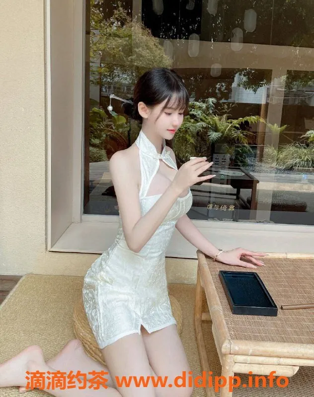 杭州楼凤-清纯小婉 168身高 36E真胸 热情服务