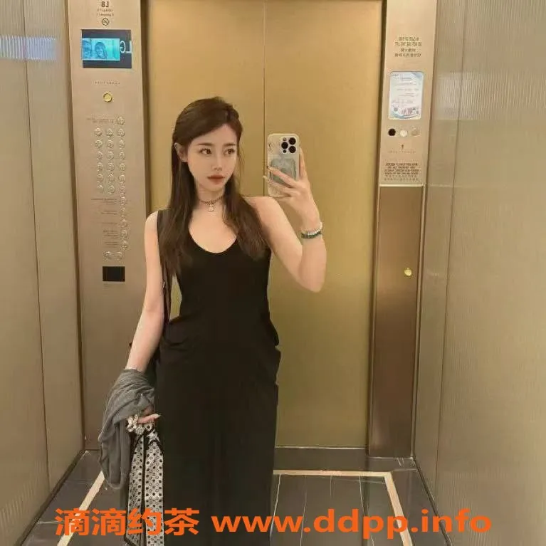 北京楼凤-小蜜蜜丨丰台千元陪浴服务，制服诱惑等你来享受！