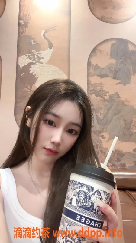 杭州上门服务-滨江区瑞儿：20岁165cm 52kg 学生妹，服务多样只需1200元