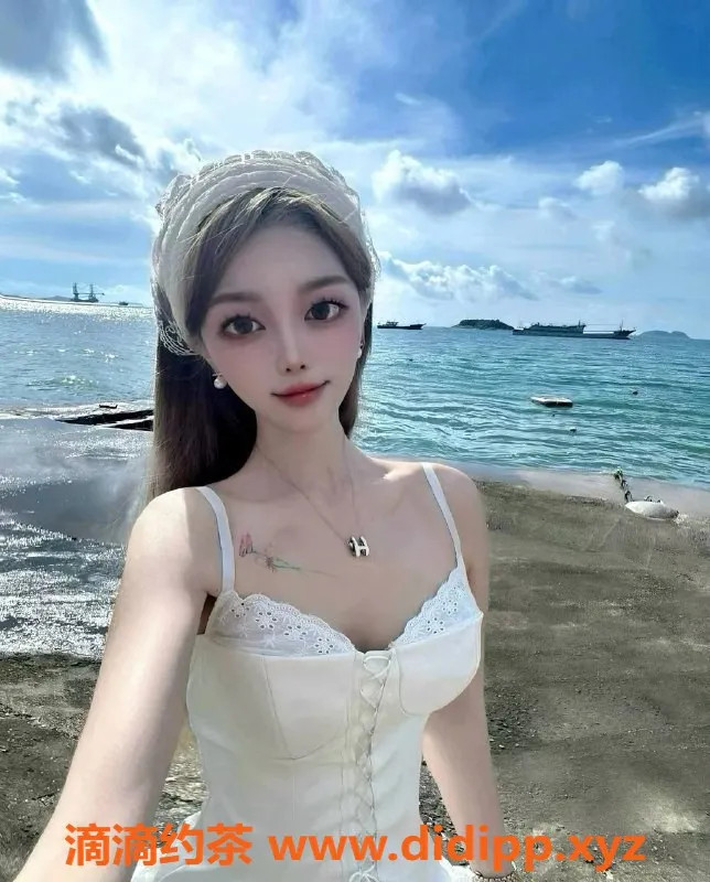 杭州上门服务-萧山区玲奈，158cm，40Kg嫩妹，千元上门服务