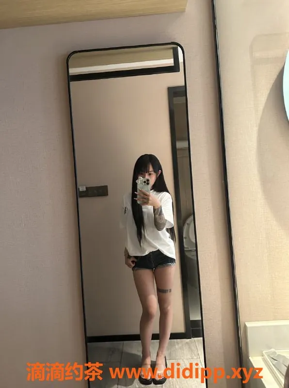 成都楼凤-成都17岁嫩妹雪花，160cm，85斤，服务超棒！