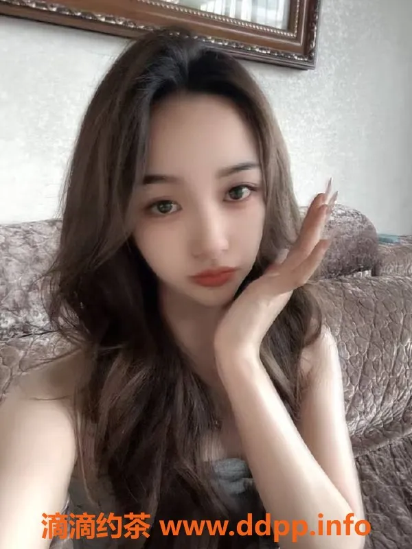 深圳楼凤资源信息,龙岗七七，1200元起，激情69调情等你来体验