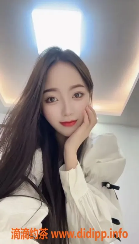 杭州楼凤-上城区温柔幼师夏沫，160cm，90斤，套餐优惠