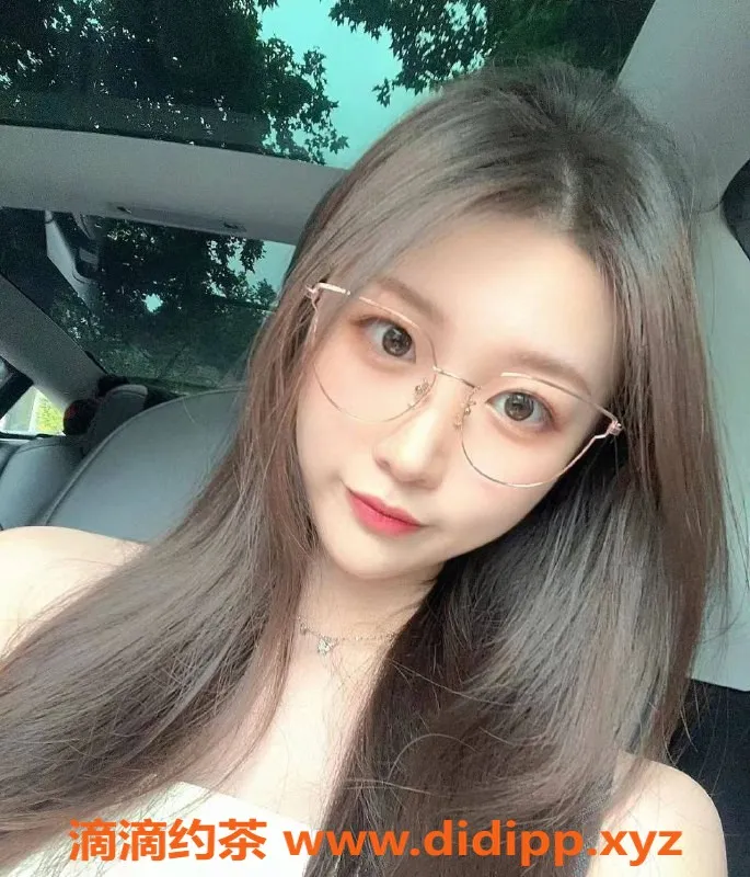 杭州楼凤-小辣椒一玫 重庆妹子 163cm 89斤 来调教哦~