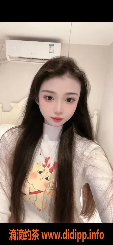 广州楼凤-白云嫩妹清雅，水费800p，大胸服务等你来体验！