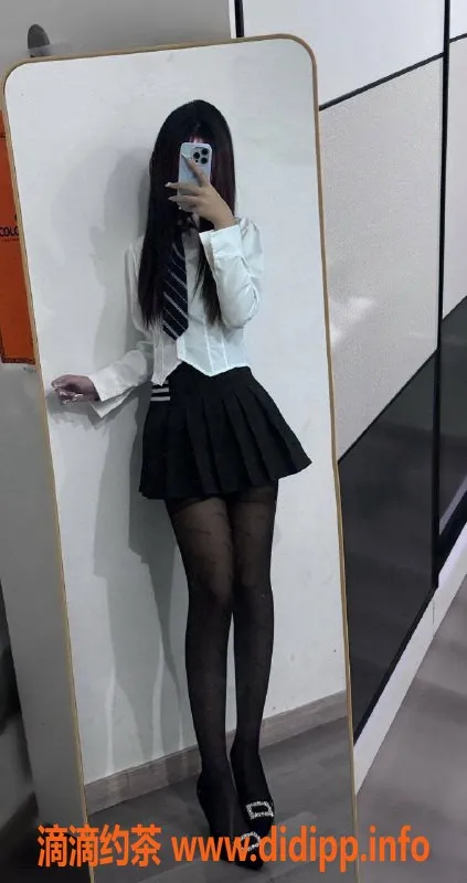 杭州上门服务-170cm小彤彤，48kg粉嫩妹，热情多变