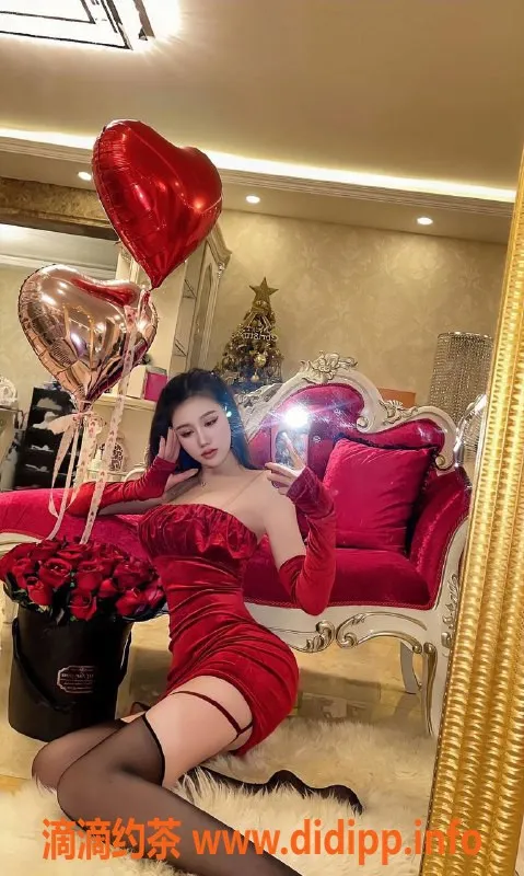 杭州楼凤-拱墅区大蜜蜜，21岁混血美女，G杯巨乳 2500起