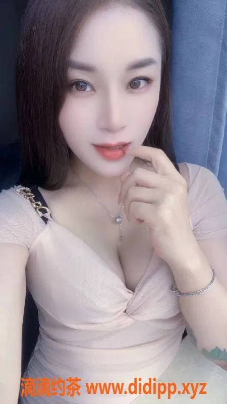 杭州楼凤-拱墅区琪琪格，激情69互舔，超值享受！