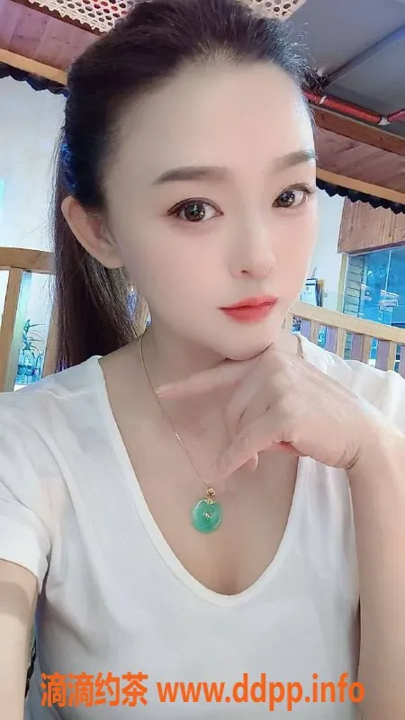 深圳楼凤-龙华丹妮，刺激服务仅需900元起