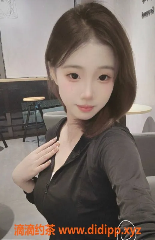 上海楼凤资源信息,闵行朵朵，04年嫩妹，制服鸳鸯浴