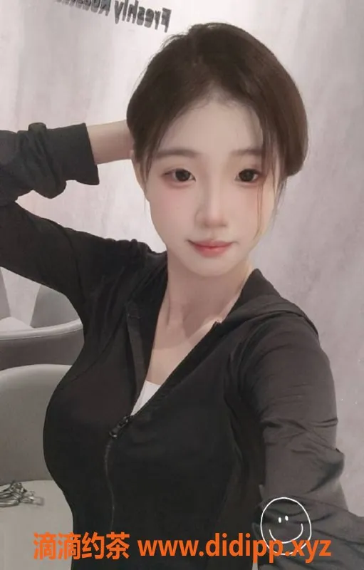 上海楼凤-闵行朵朵，04年嫩妹，制服鸳鸯浴