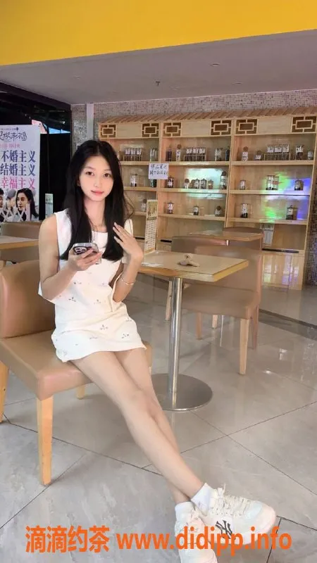 深圳楼凤-宝安小曦 170cm B罩杯 实惠900P开始