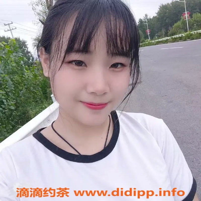 深圳楼凤资源信息,龙华思瑶，甜美激情伴侣，服务周到