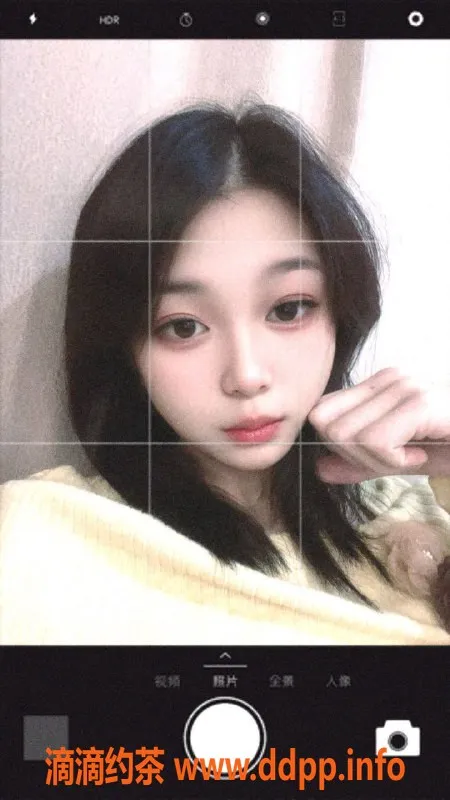 深圳楼凤-龙岗小雪，亲密服务900起，视频验证