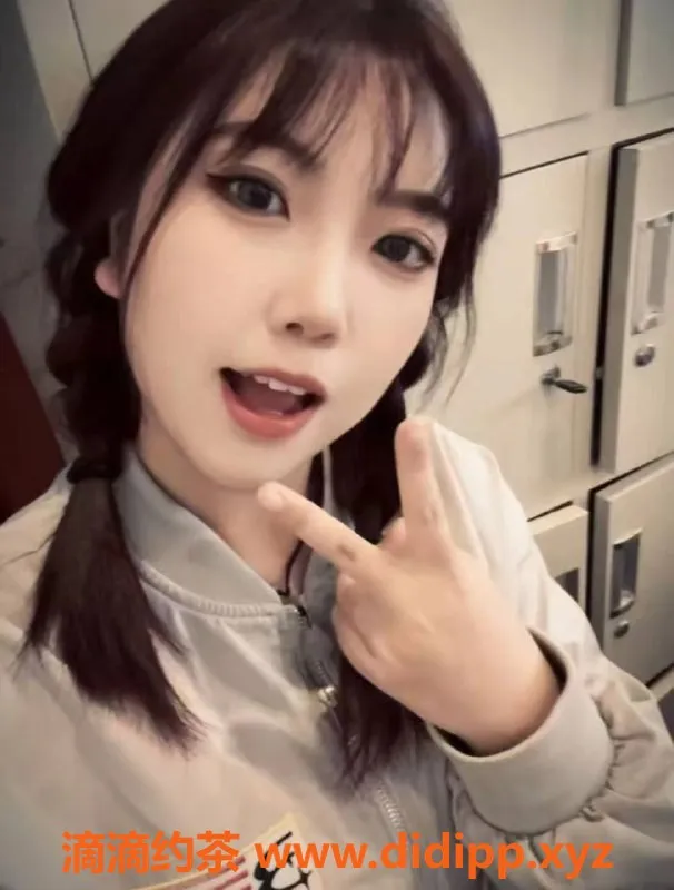 武汉楼凤-硚口区春和足道全裸唇舌服务，价格390元