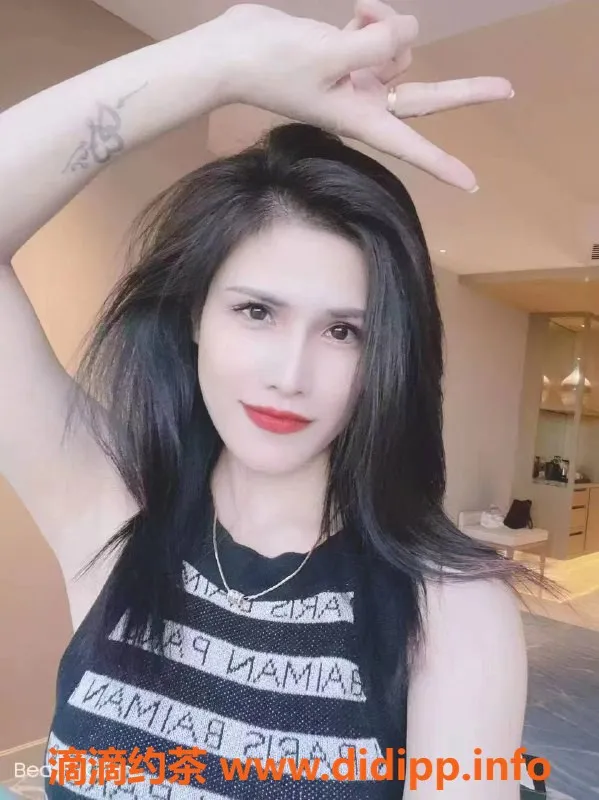 武汉楼凤-硚口区春和足道全裸唇舌服务，价格390元