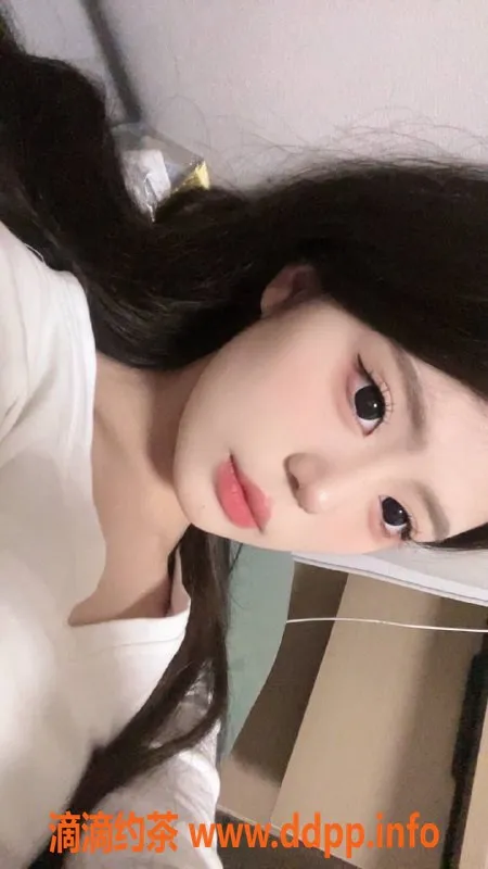 杭州楼凤-下沙区18岁青青，身高162，体重90，火热服务等你来体验！