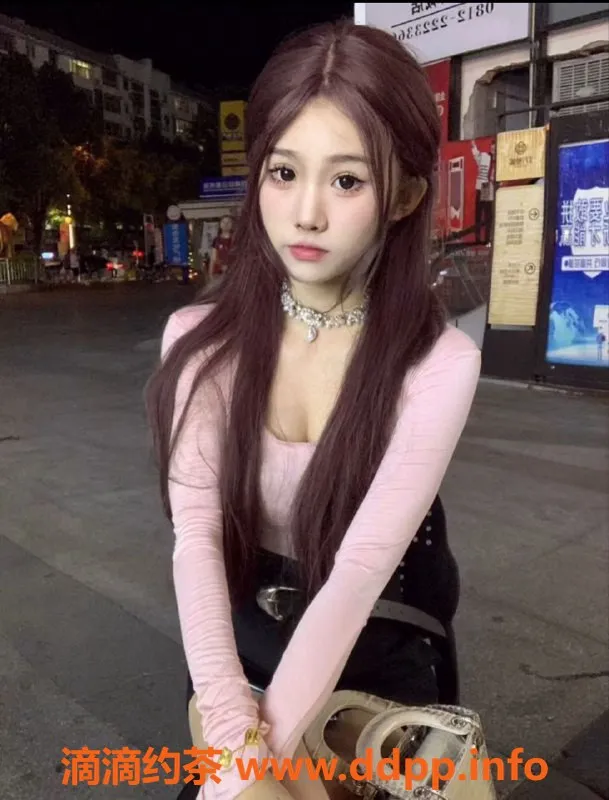 成都楼凤-青岛17岁高挑妹，身高168，颜值在线，服务超值