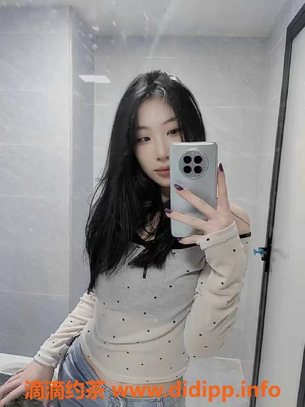 广州楼凤资源信息,广州白云朵朵，23岁163cm美女，400元40分钟服务