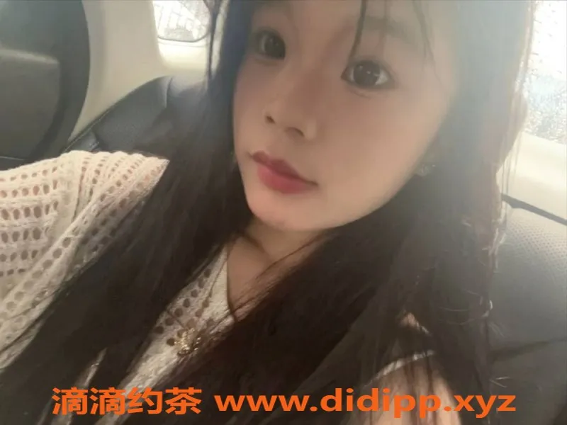 深圳楼凤-龙华萱萱，800元体验精致服务！