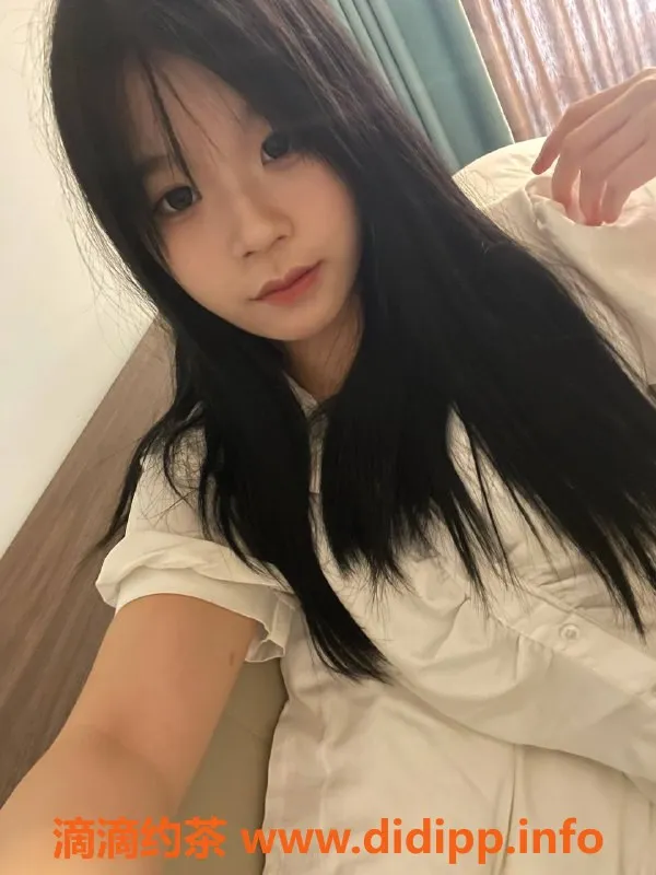 深圳楼凤-龙华萱萱，800元体验精致服务！