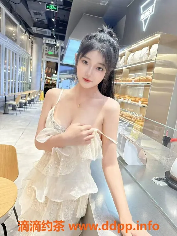 深圳楼凤-福田悠悠 1000元起 舌吻、口爆、鸳鸯浴服务