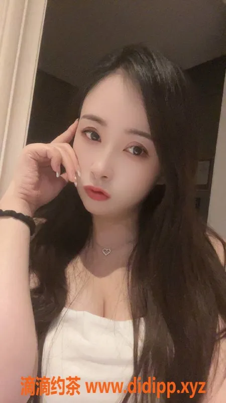 长沙楼凤-雨花区依依老师，课费600p，900pp预约