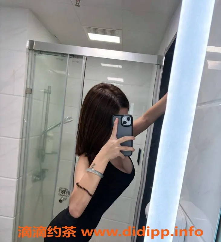 东莞楼凤-大朗思思，600一，1200二，热情服务等你体验