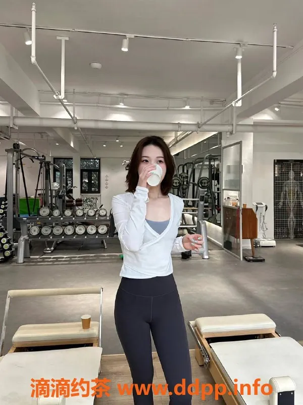 杭州楼凤资源信息,拱墅区安琪拉，22岁169cm，1200元享受如课表服务