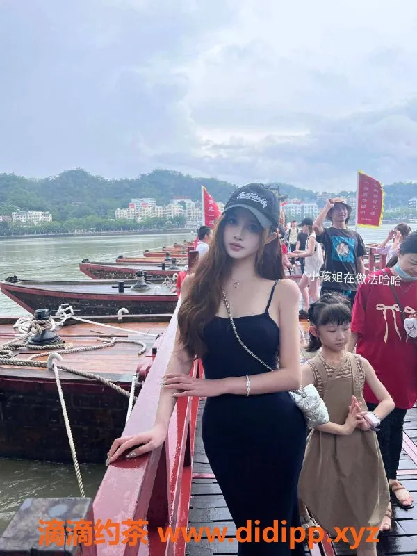 深圳楼凤-南山车模李恩，1298元起，服务丰富