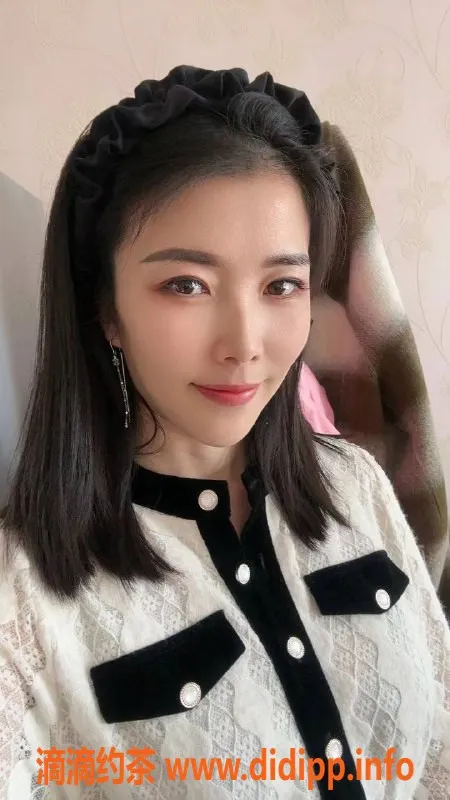 杭州楼凤-滨江区旎旎，165cm大胸女友体验，699元起