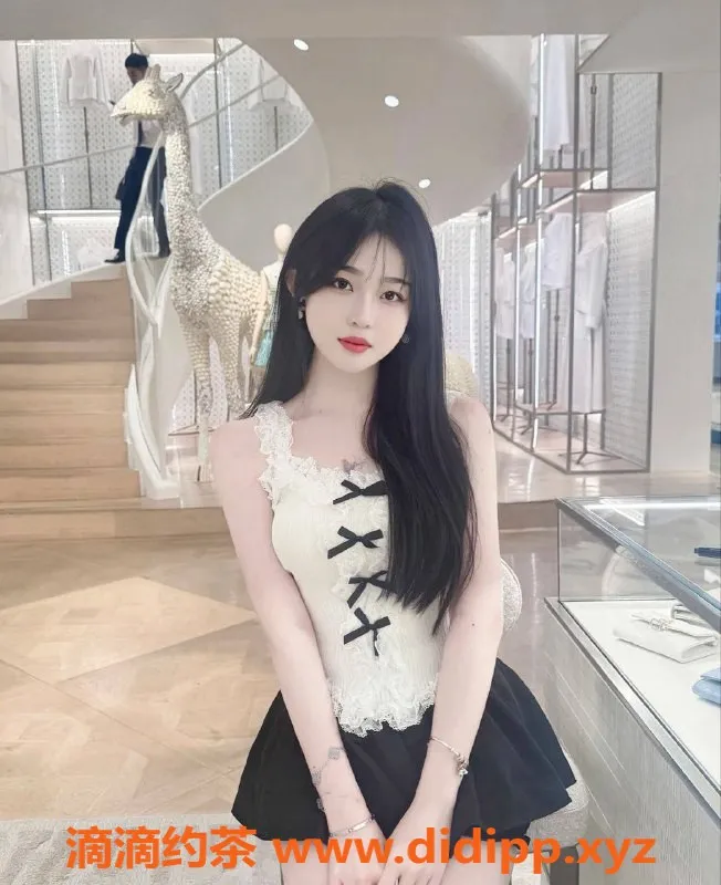 深圳楼凤-罗湖豆豆，520环保服务，性价比超高