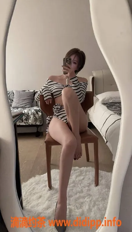 深圳楼凤-福田瑾一，1100元舌吻与共浴服务