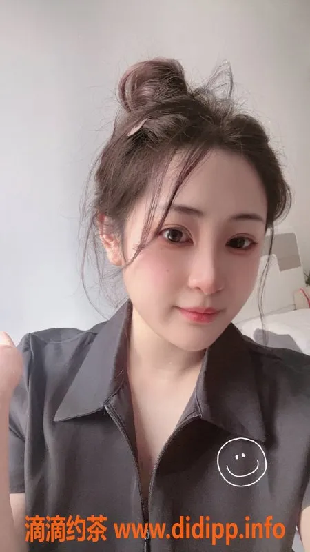 杭州楼凤-拱墅区毒龙小黎，160身高115体重专业半套