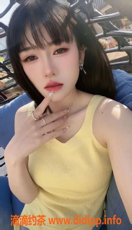 杭州上门服务-伊一—20岁165cm天然C，800元上门服务！