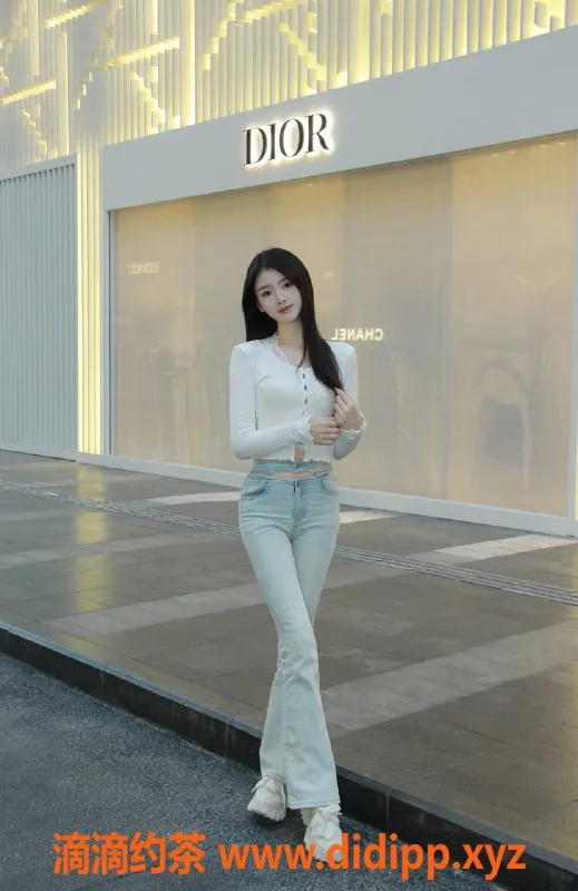 深圳楼凤资源信息,罗湖白芷若，千元以上绝版服务体验