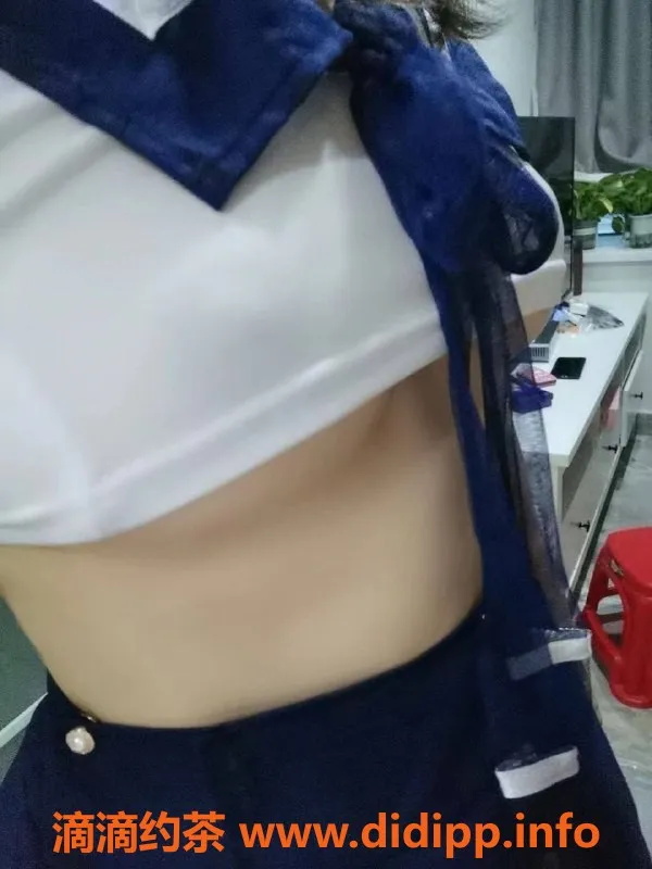 深圳楼凤资源信息,罗湖安妮，600元享鸳鸯浴与深喉服务