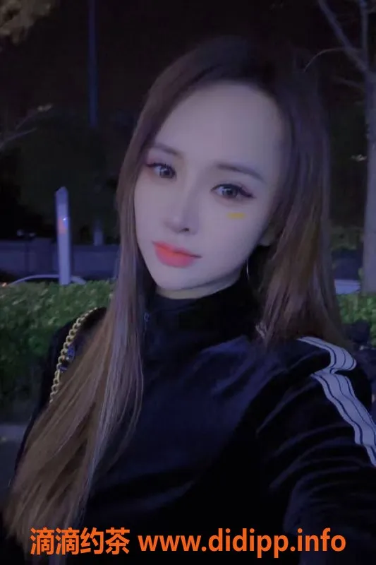 广州楼凤-白云乐乐，700元/次，真实视频验证