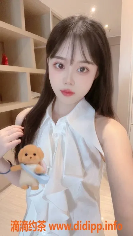 广州楼凤-天河嫩妹星星，600元服务体验等你来约