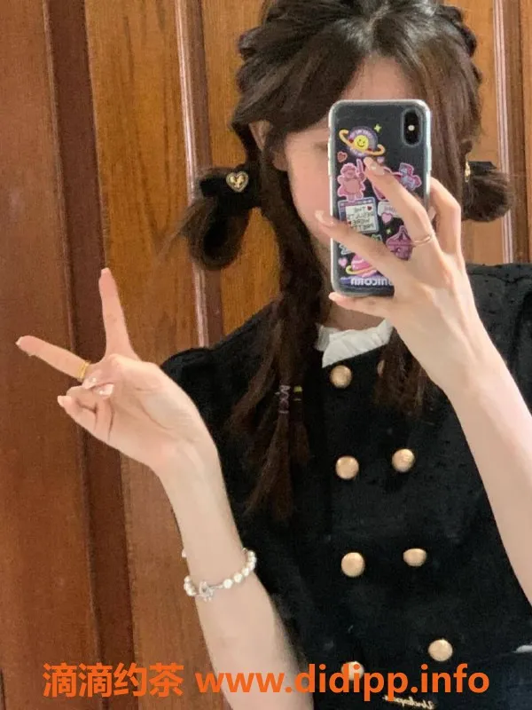 杭州楼凤资源信息,滨江不吃香菜，22岁B罩杯可爱嫩妹，1500好评服务