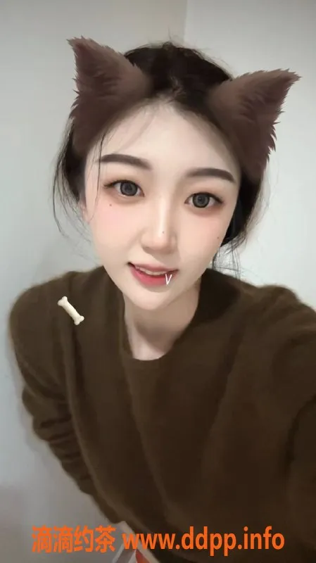 杭州楼凤-卷卷陪浴服务，174高95斤，甜美声音